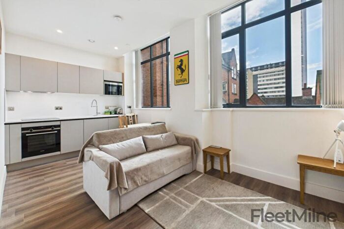 Apartment For Sale In The Lightwell, Cornwall Street, Birmingham, B3