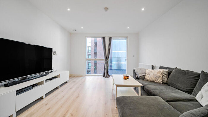 1 Bedroom Flat For Sale In Regal Walk, Bexleyheath, DA6