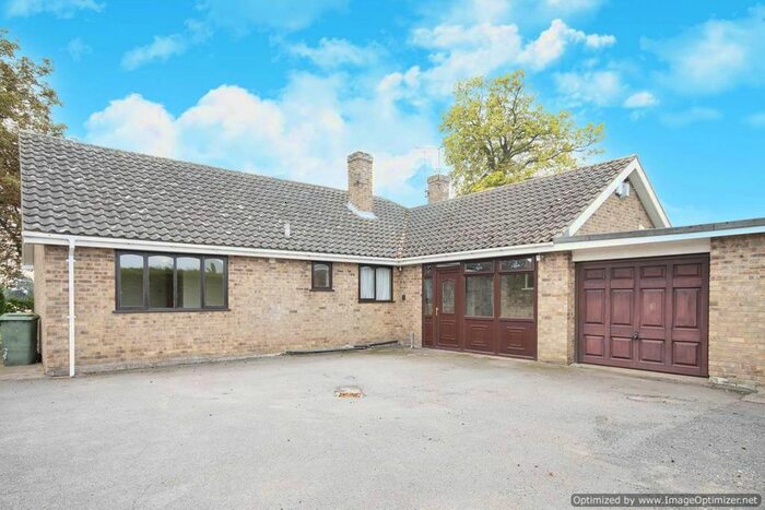 3 Bedroom Detached Bungalow For Sale In Station Road, Owston Ferry, Doncaster, DN9