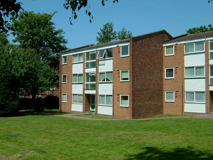 2 Bedroom Flat To Rent In Brendans Close, Hornchurch, RM11