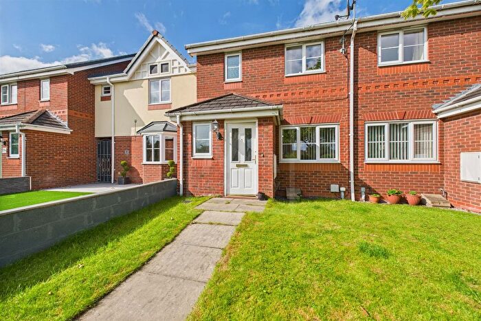 3 Bedroom Mews To Rent In Regency Square, Warrington, WA5