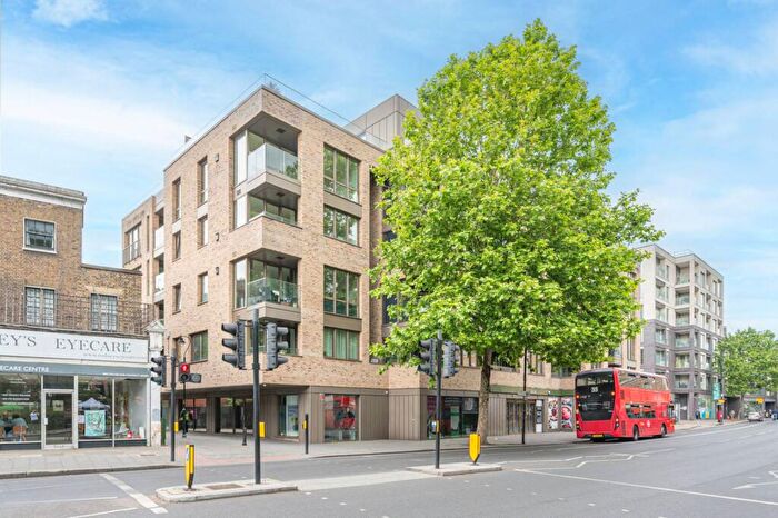 2 Bedroom Flat To Rent In Camberwell Passage, Camberwell Green, London, SE5