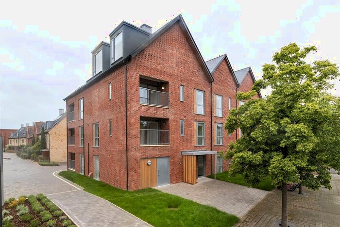 2 Bedroom Flat To Rent In Consort Avenue, Trumpington, Cambridge, Cambridgeshire, CB2