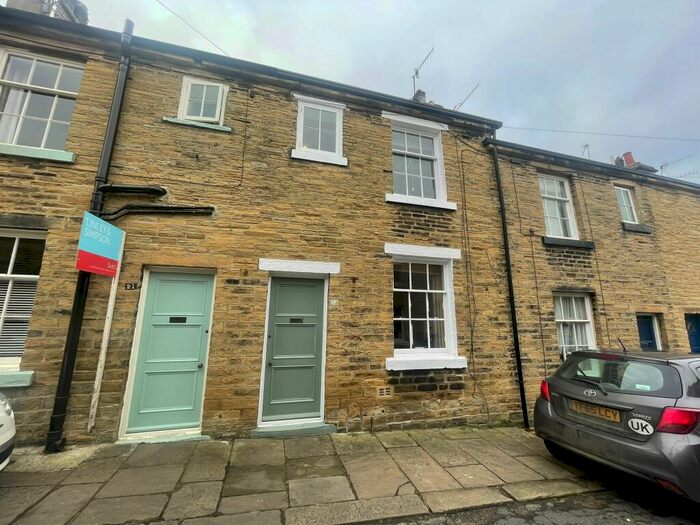 2 Bedroom House To Rent In Helen Street, Shipley, West Yorkshire, Uk, BD18