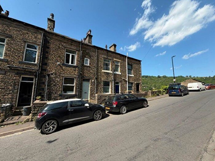 3 Bedroom Terraced House For Sale In Nutclough, Hebden Bridge, HX7