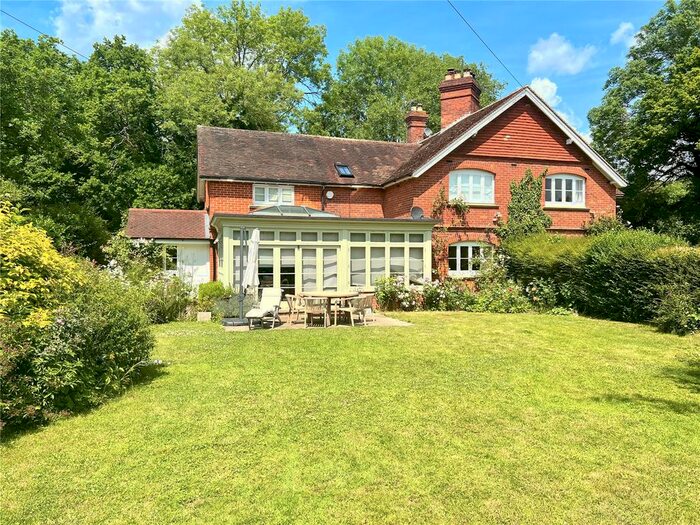 4 Bedroom Semi-Detached House For Sale In Mill Lane, Underriver, Sevenoaks, Kent, TN15