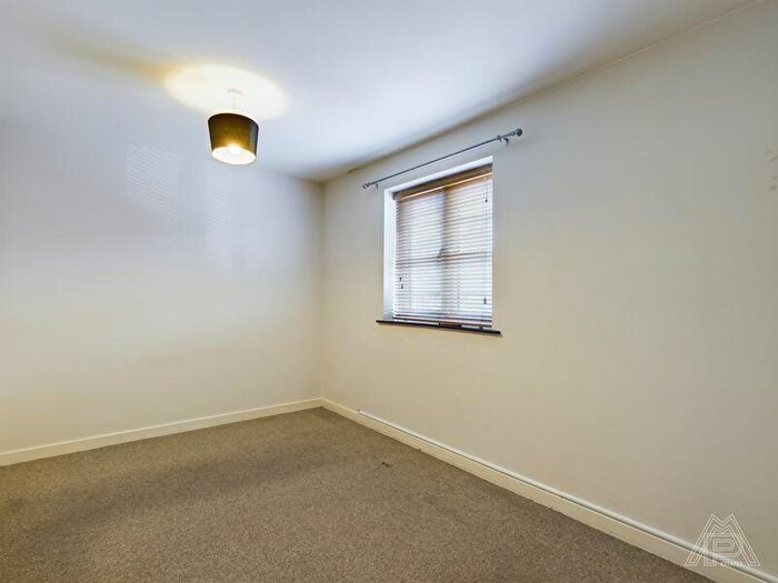 1 Bedroom Terraced House To Rent In Regent Court, Broome Place, Aveley, RM15