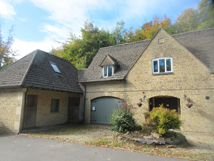 1 Bedroom Flat To Rent In Burford Road, OX7