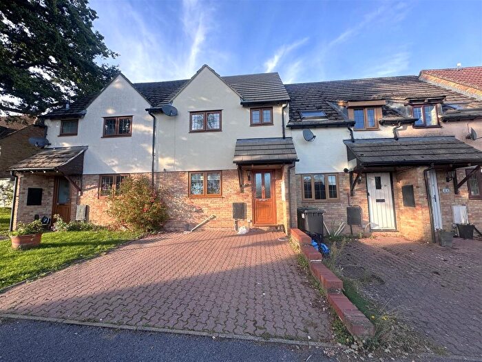 3 Bedroom Terraced House For Sale In Coopers Way, Newent, GL18