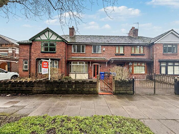 3 Bedroom Town House For Sale In Avenue Road, Shelton, Stoke-on-Trent, ST4