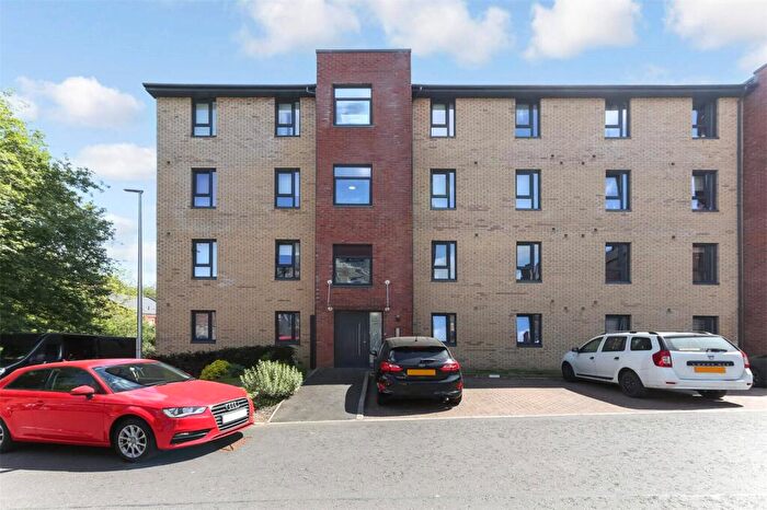 2 Bedroom Flat For Sale In Christie Lane, Paisley, Renfrewshire, PA3