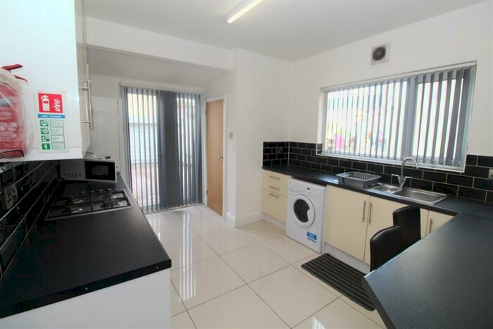 5 Bedroom House To Rent In Whitchurch Road, Heath, Cardiff, CF14