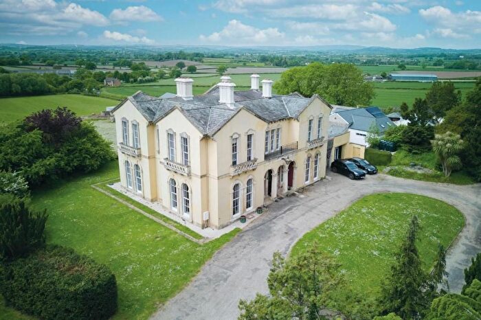 8 Bedroom Detached House For Sale In Rumwell Park, Acres, TA4