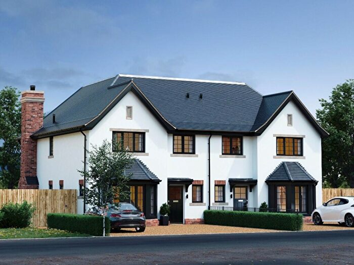 4 Bedroom Semi-Detached House For Sale In Unstead Wood, Guildford, Surrey, GU3