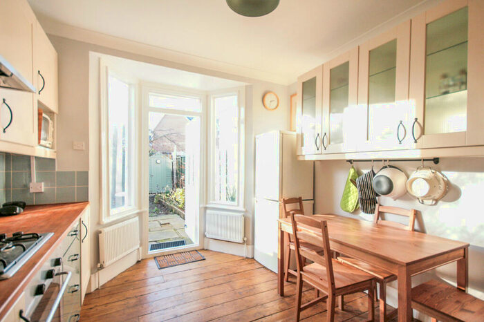 1 Bedroom Flat To Rent In Copleston Road, London, SE15