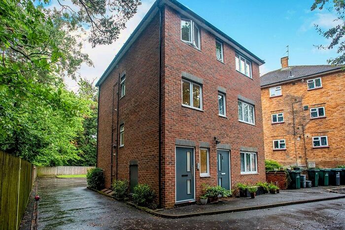 2 Bedroom Flat To Rent In Romilly Drive, Watford, WD19