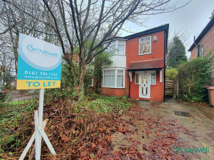 3 Bedroom Semi-Detached House To Rent In Brookside Drive, Salford, M7