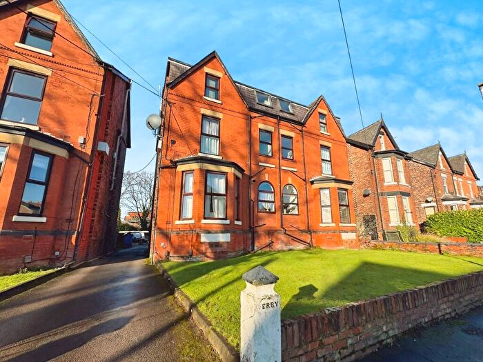 2 Bedroom Flat For Sale In Circular Road, West Didsbury, Manchester, M20