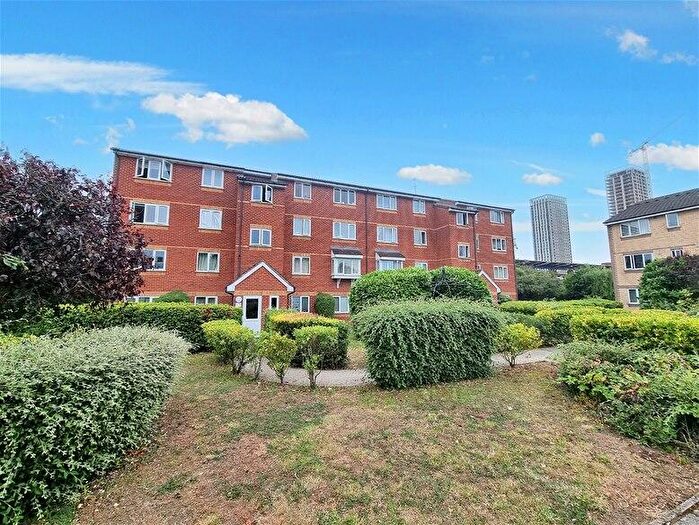 2 Bedroom Flat To Rent In Jack Clow Road, West Ham, E15
