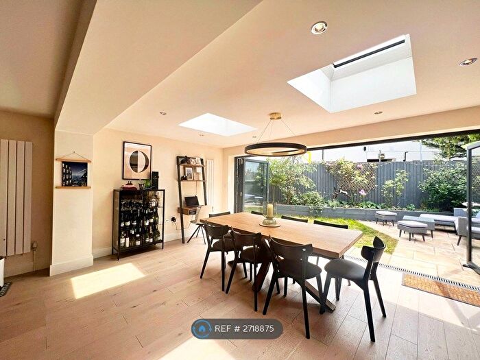 3 Bedroom Semi-Detached House To Rent In Scylla Road, London, SE15