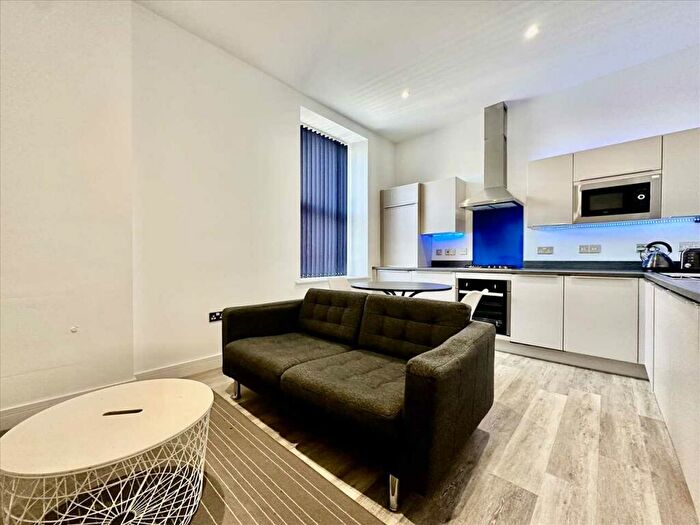 2 Bedroom Apartment To Rent In Queen Anne Terrace, Plymouth, PL4