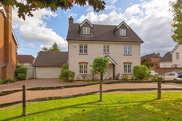 5 Bedroom Detached House For Sale In Alton Avenue, Kings Hill, ME19