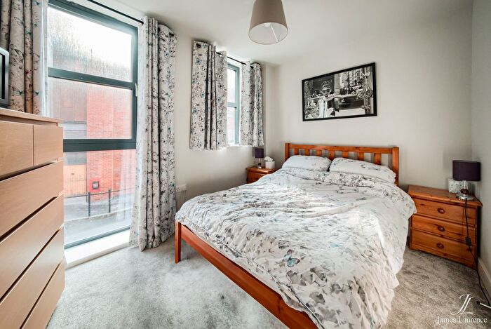4 Bedroom Town House For Sale In Tenby Street South, Birmingham, B1