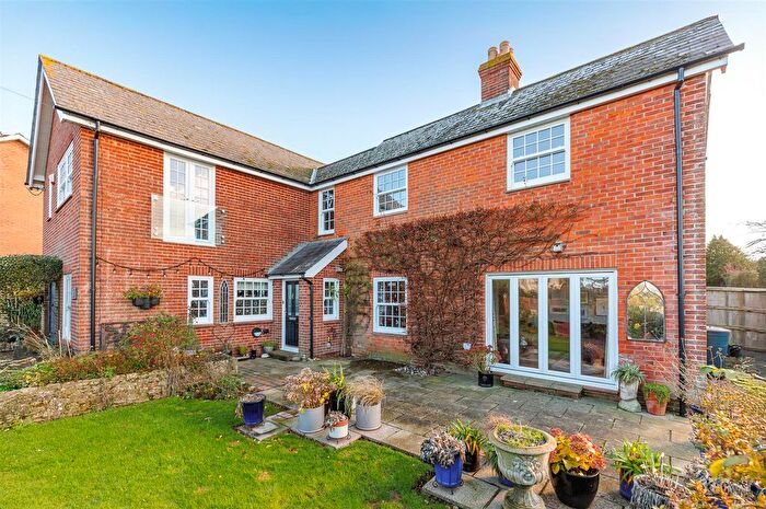 4 Bedroom Detached House For Sale In Gurnard, Isle Of Wight, PO31