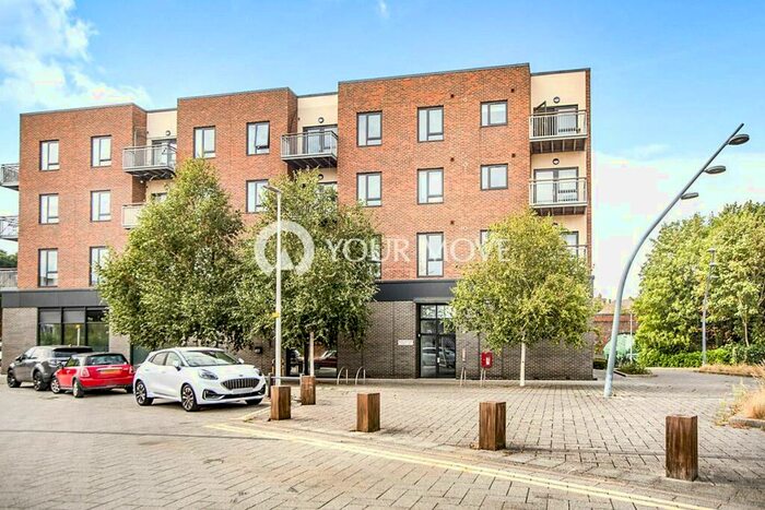 1 Bedroom Flat To Rent In Doust Way, Rochester, Kent, ME1