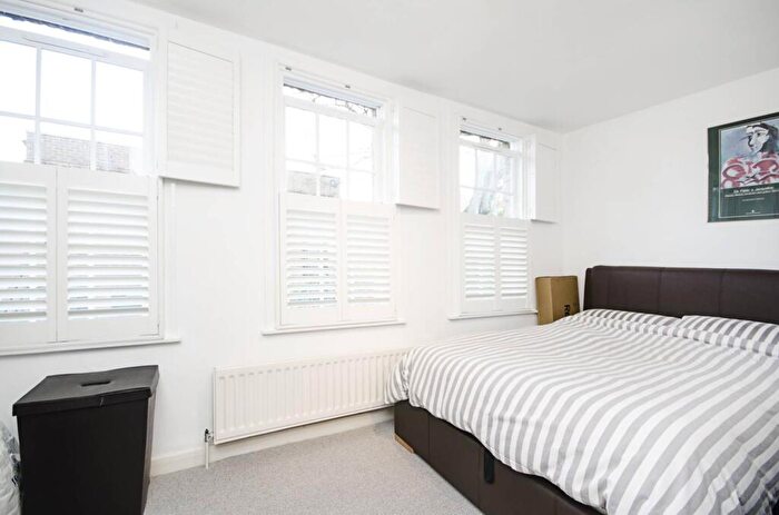2 Bedroom Mews To Rent In Ryders Terrace, St John's Wood, London, NW8