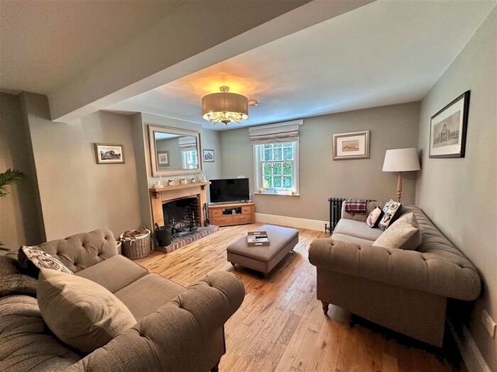 3 Bedroom Semi-Detached House For Sale In Lower Hadres Road, Street End, Canterbury, Kent, CT4