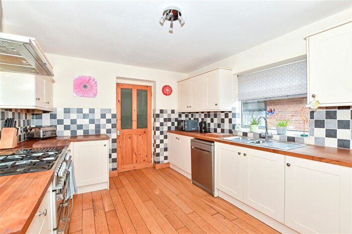 5 Bedroom Chalet For Sale In Grange Crescent, St. Michaels, Tenterden, Kent, TN30