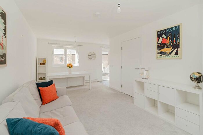 2 Bedroom Flat To Rent In Lawrie Reilly Place, Edinburgh, EH7