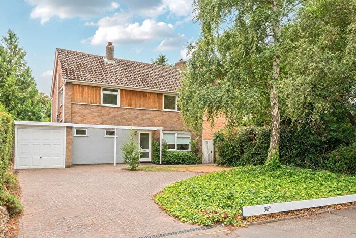 4 Bedroom Detached House For Sale In Albemarle Road, Beckenham, Kent, BR3