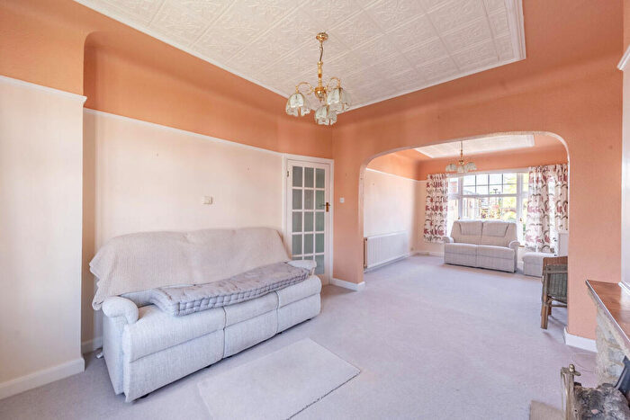 3 Bedroom Semi Detached House For Sale In Uppingham Avenue, Stanmore, HA7