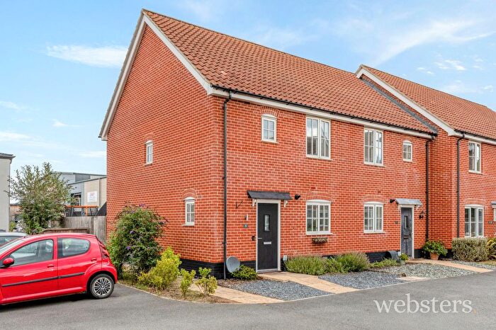 3 Bedroom End Of Terrace House For Sale In Smedley Close, North Walsham, NR28