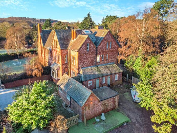 6 Bedroom Semi-Detached House For Sale In Stokesley Road, Guisborough, Cleveland, TS14
