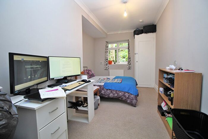 2 Bedroom Flat For Sale In Tisbury Road, Hove, BN3