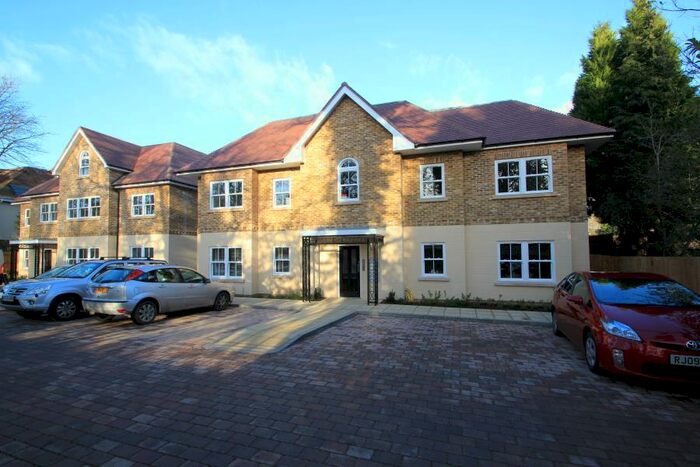 1 Bedroom Apartment To Rent In Woodham, KT15