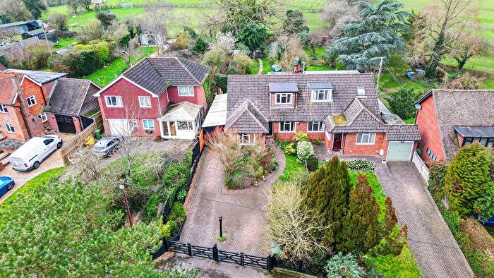 4 Bedroom Semi Detached House For Sale In West End, Sherborne St John, RG24