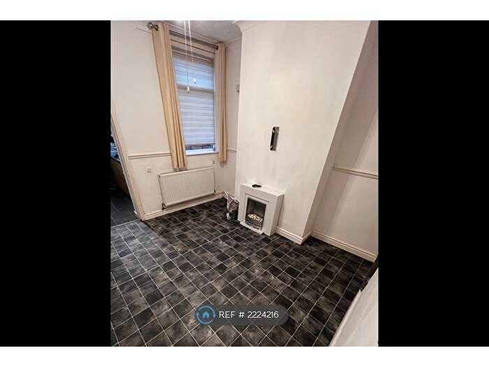 2 Bedroom Terraced House To Rent In Flash Lane, Stoke-On-Trent, ST4