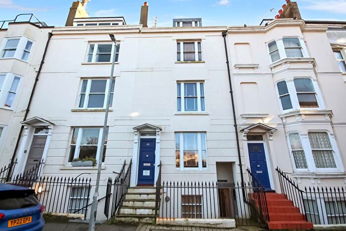 2 Bedroom Maisonette To Rent In Dorset Gardens, Brighton, BN2