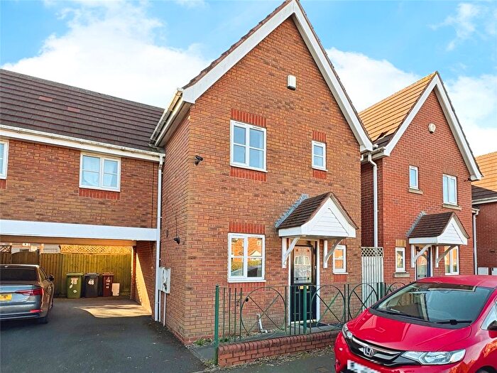 3 Bedroom Detached House To Rent In Barbel Drive, Wolverhampton, West Midlands, WV10
