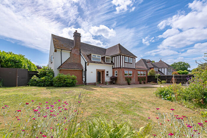 4 Bedroom Detached House For Sale In Purley, Surrey, CR8