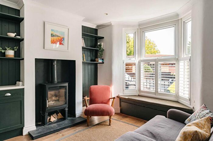4 Bedroom Terraced House For Sale In Eastway, London, E9