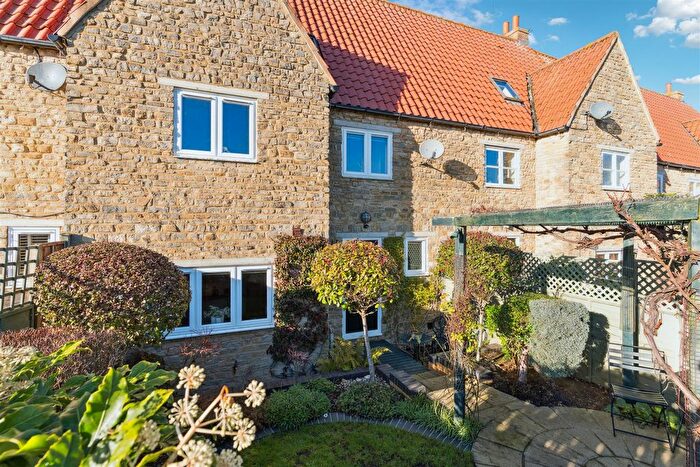 3 Bedroom Property For Sale In Gees Farm Close, Yardley Hastings, Northampton, NN7