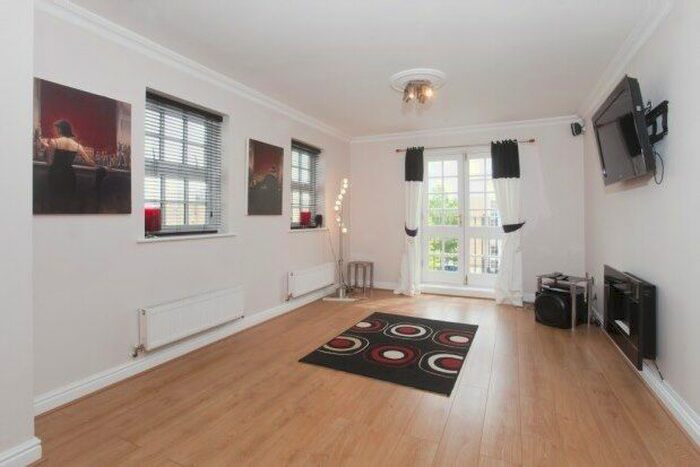 2 Bedroom Flat To Rent In Phoenix Boulevard, York, YO26
