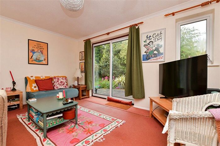 4 Bedroom Detached House For Sale In Hunting Gate, Birchington, Kent, CT7