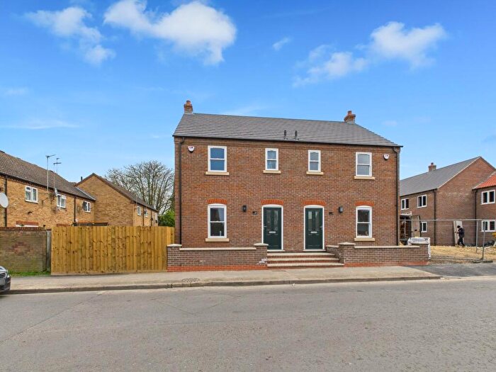 3 Bedroom Semi-Detached House For Sale In De-Havilland Road, Wisbech, PE13