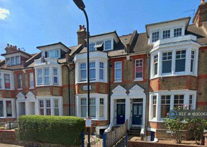 2 Bedroom Flat To Rent In Cranwich Road, Manor House, Stoke Newington, Stamford Hill, N16